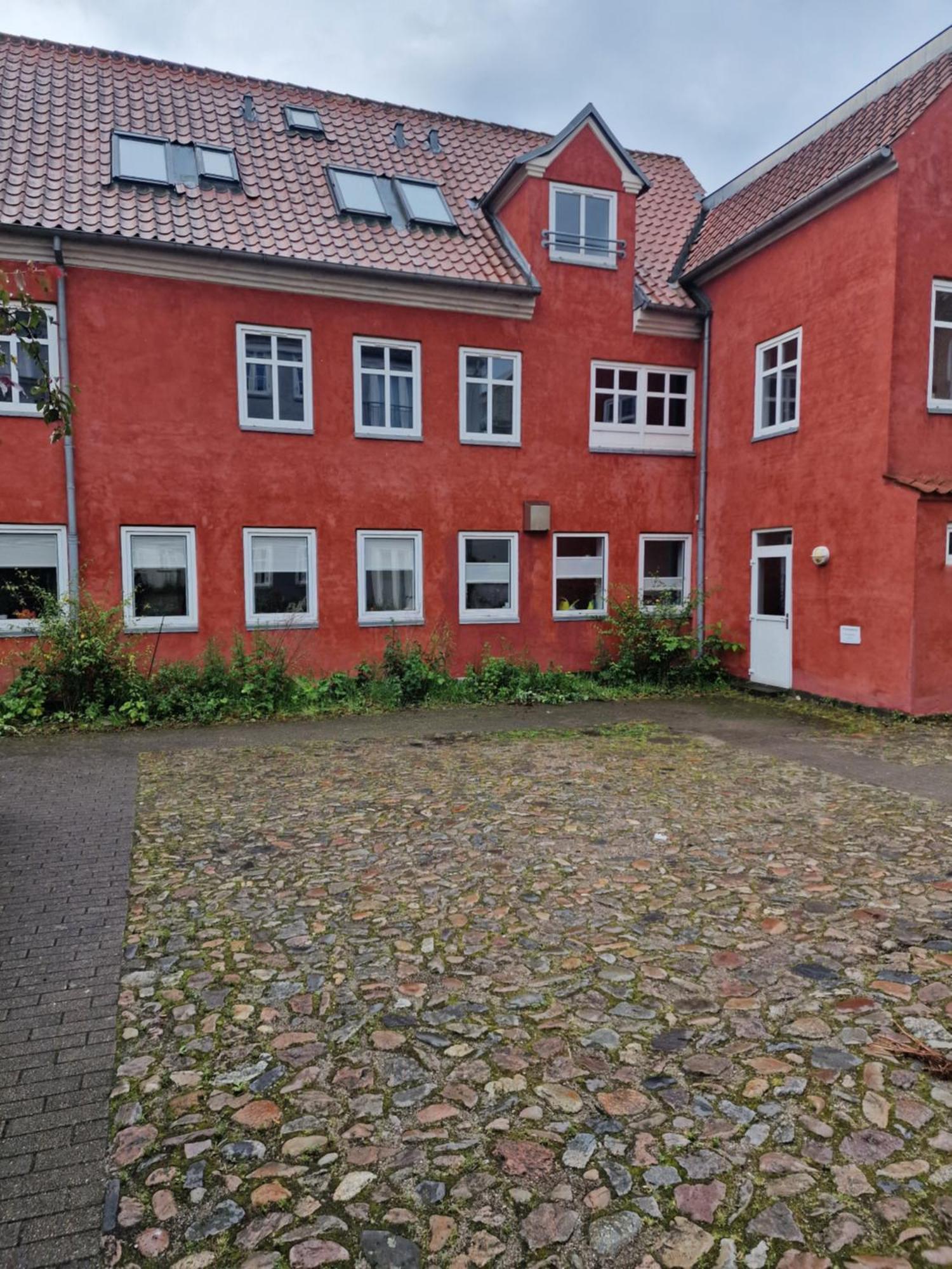 Paen Central Lejlighed Med Gratis Parkering Randers Exterior foto